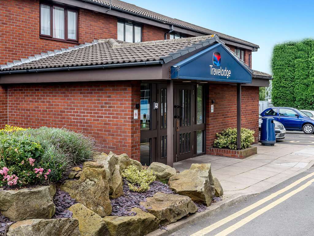 Travelodge Birmingham Dudley Esterno foto
